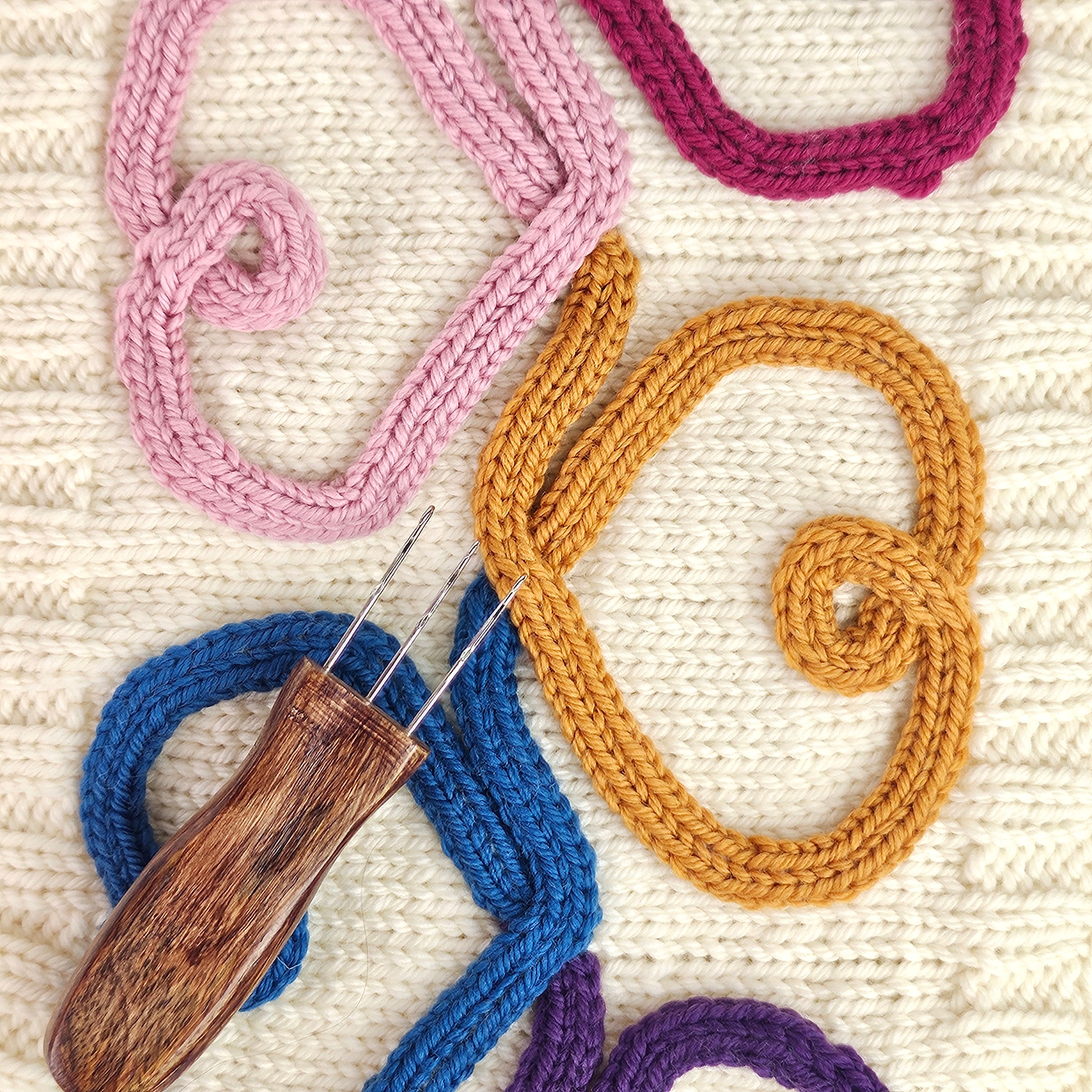 Wandering Hearts Cowl - Cord Quill Free Cable Knitting Pattern PDF