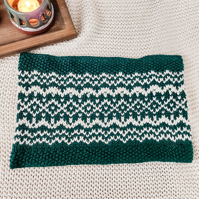 Snow Days Cowl Knitting Pattern