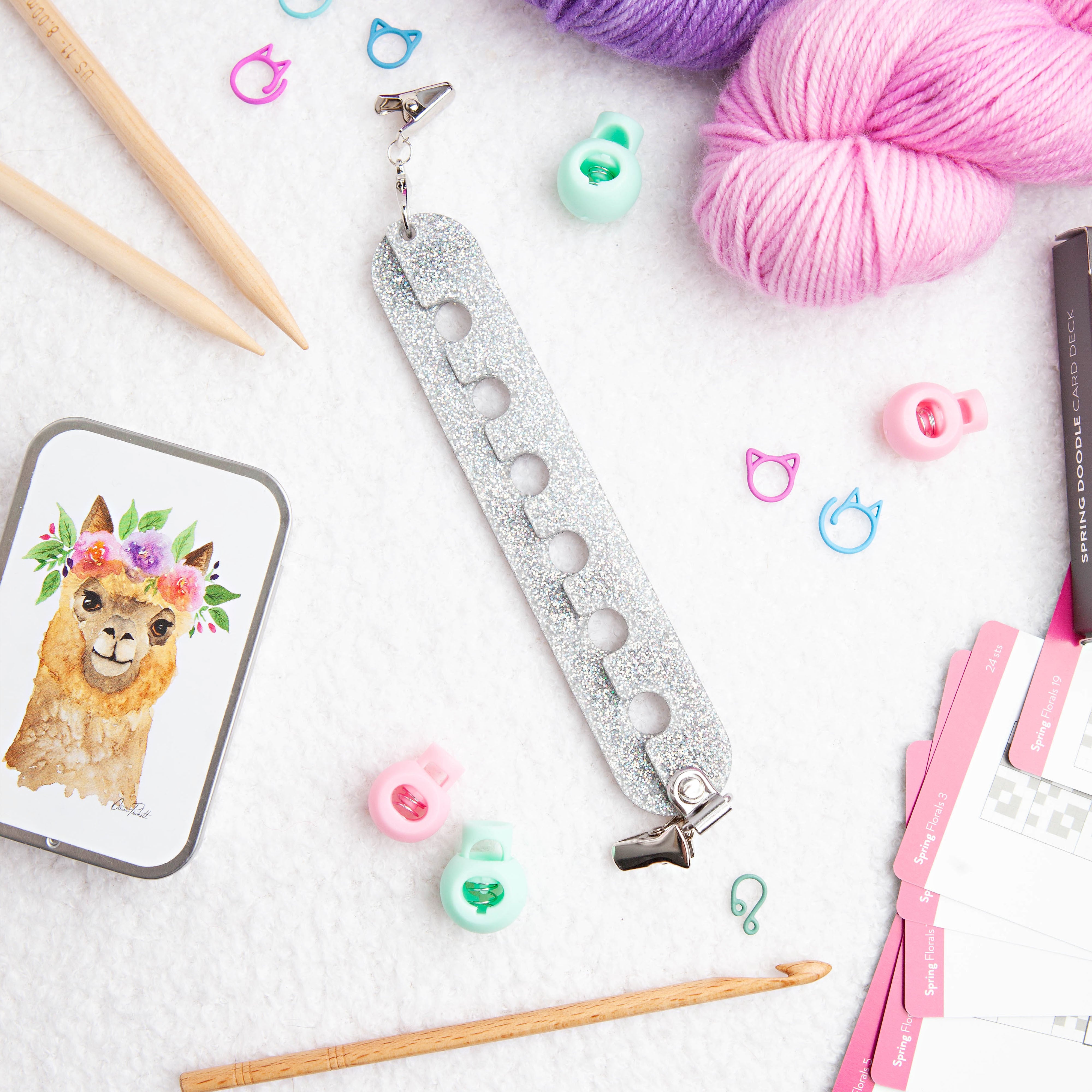 PRE-ORDER Yarn Gator - Universal Colorwork Yarn Divider / Organizer