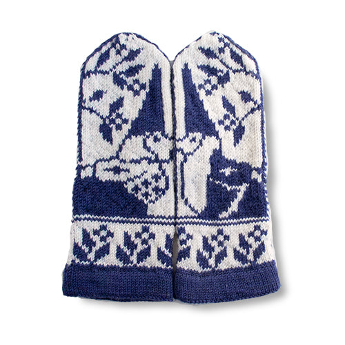 Gnomes in Love Mitten Pattern