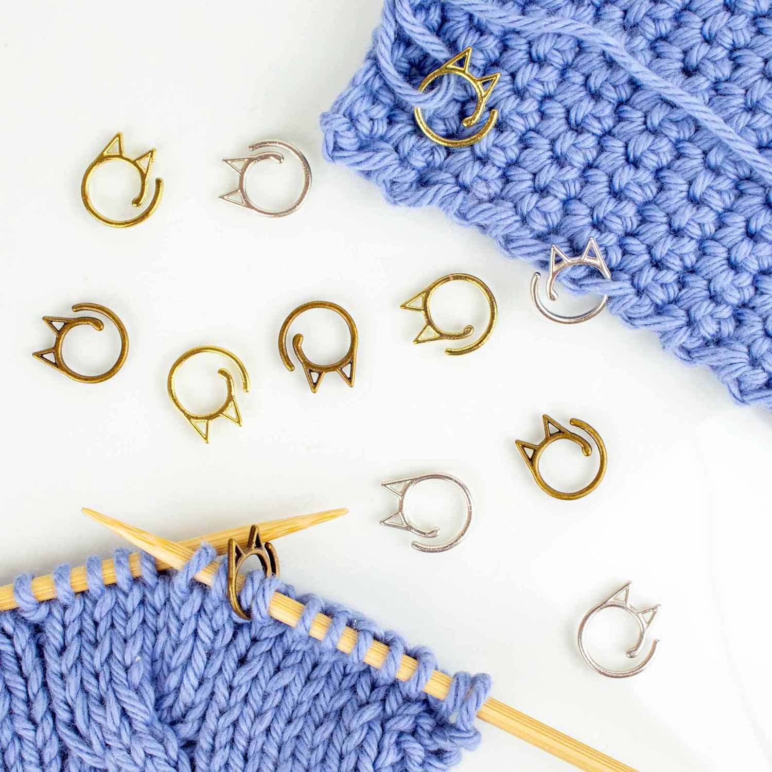 Cat Stitch Markers for Crocheting & Knitting 4PCS Alloy Resin Crochet  Stitch Marker Charms Locking Stitch Markers with Lobster Claw Clasps  Crochet