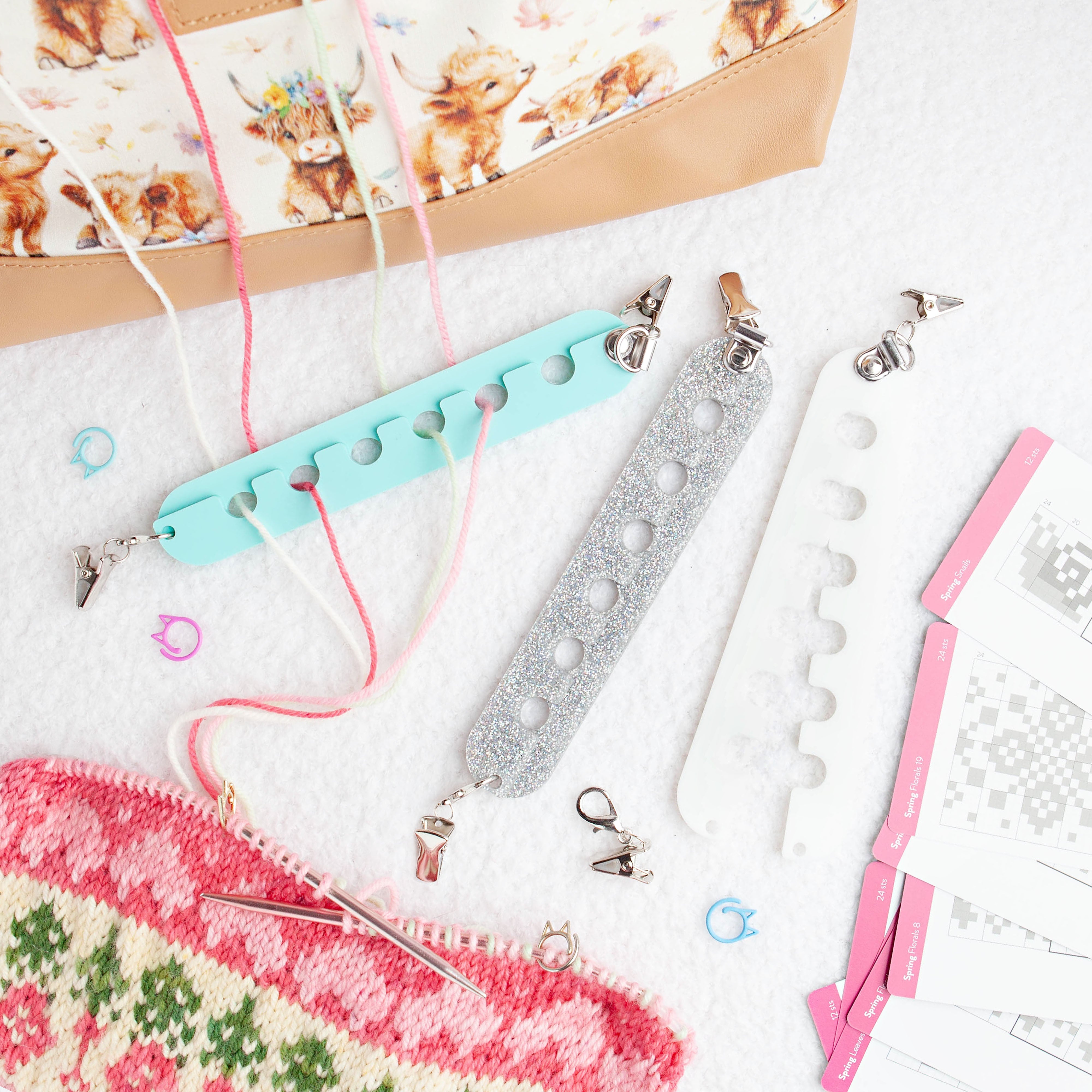 PRE-ORDER Yarn Gator - Universal Colorwork Yarn Divider / Organizer