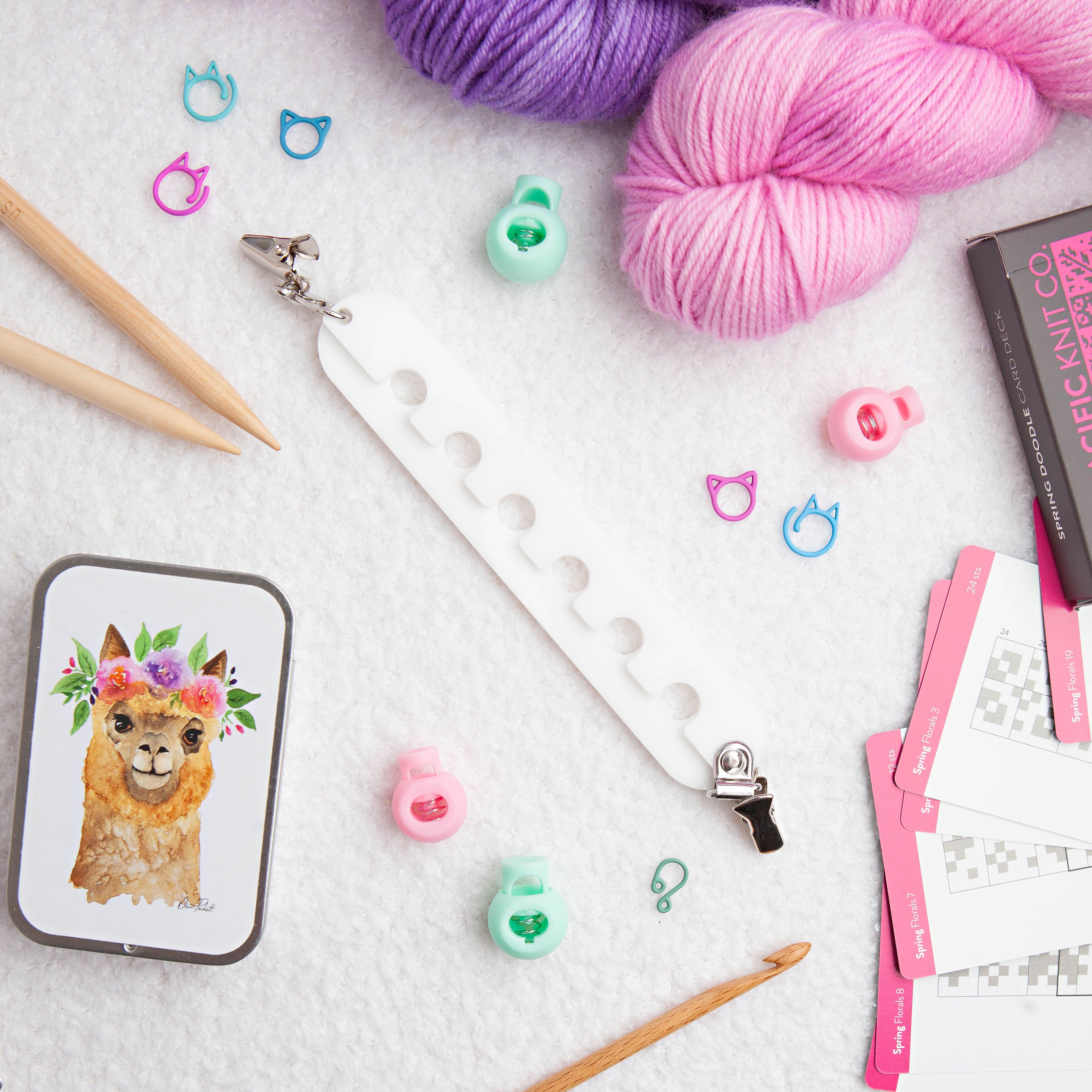 PRE-ORDER Yarn Gator - Universal Colorwork Yarn Divider / Organizer